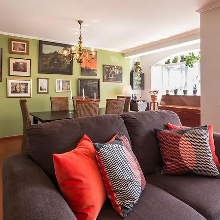 Homeysuite In Beach Apartment *