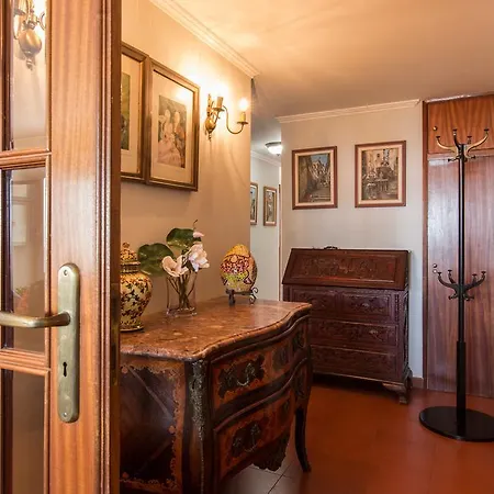 Apartment Homeysuite In Beach